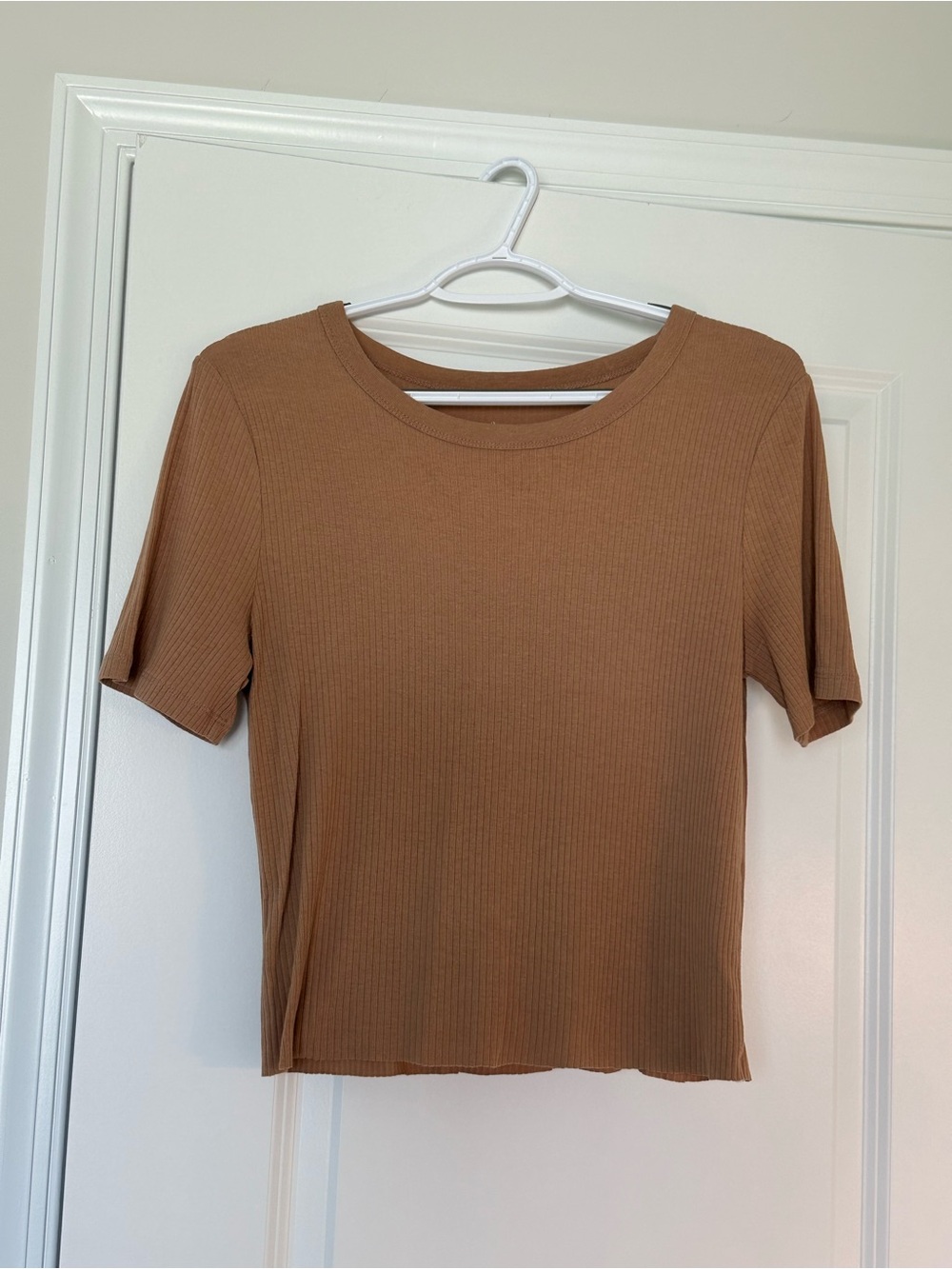 A New Day Fitted Tan Tee Medium